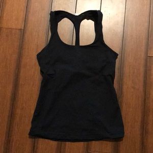 Under Armour black workout tank
